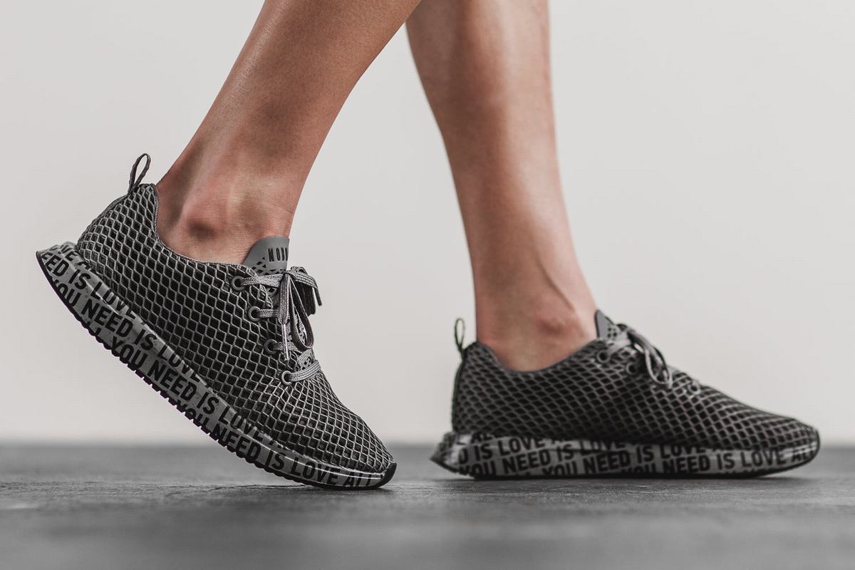 Nobull All You Need Is Love Mesh Runner Women's Running Shoes Dark Grey | Australia (ML1904)